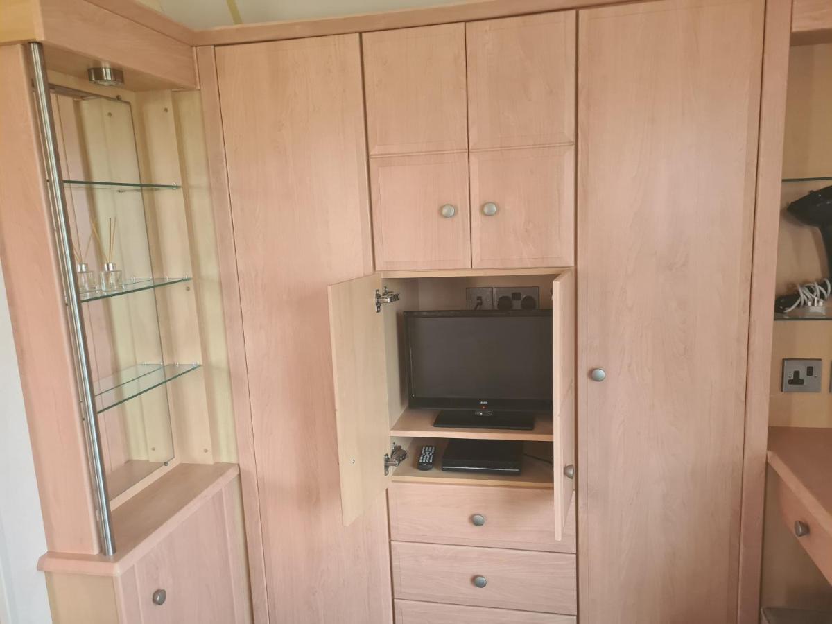 4 Berth The Chase Concept