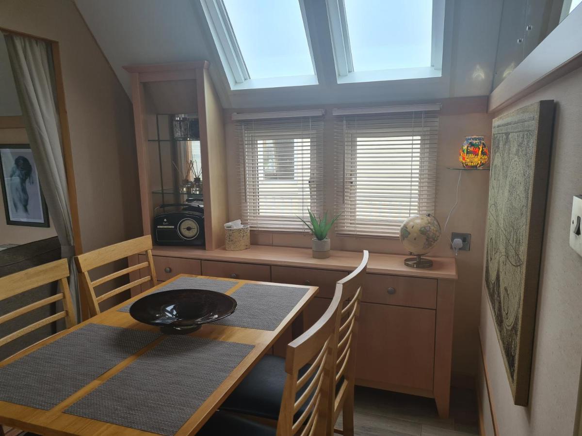 4 Berth The Chase Concept *